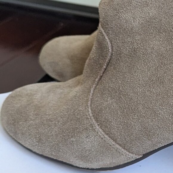 Urban Outfitters Ecote camel tan cow Suede Ankle boots Booties Size 10 - Picture 16 of 16